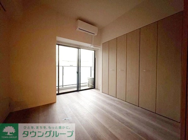 ROOTs Shinjuku Wakamatsuchoの物件内観写真